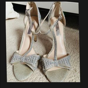 [INC] Sparkle heels